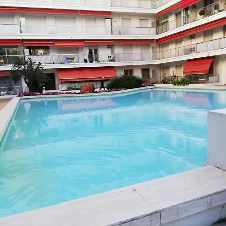 Le Marly En Face Des Plages Appartamento Mentone