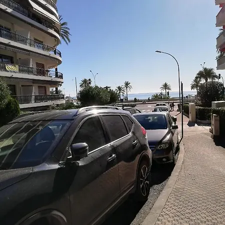 Le Marly En Face Des Plages דירה